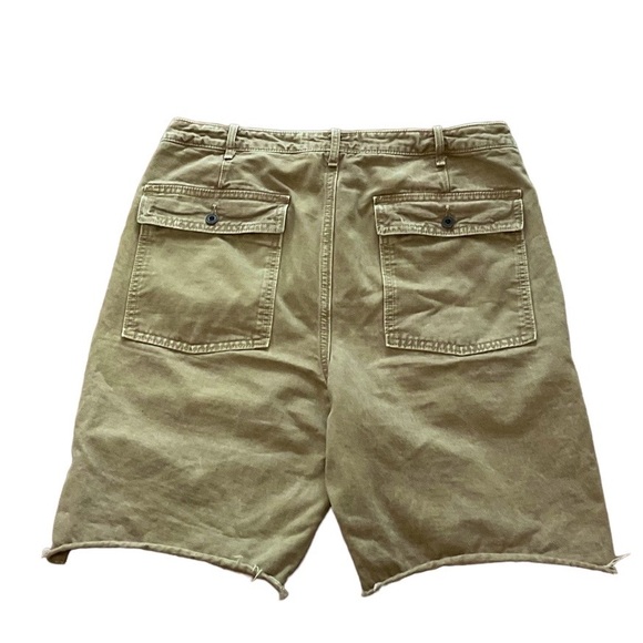 Abercrombie & Fitch Utility Short - Picture 2 of 10